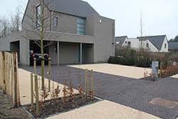 Realisatiefoto van een opgeleverde tuin